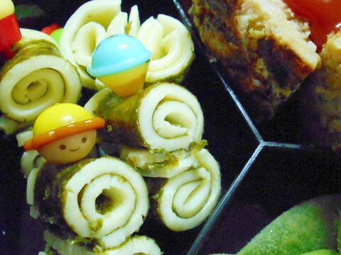 お弁当の隙間に！くるくる海苔チーズ